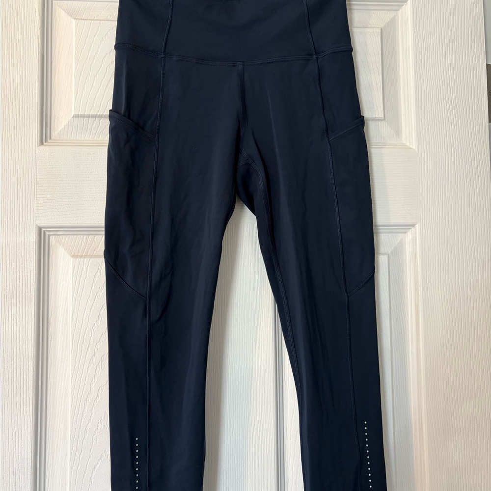 Women's Pocketed Lululemon Navy Blue High-Waisted Fast and Free Cropped Legging
